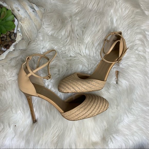 Banana Republic Shoes - Euc Banana republic nude braided leather heels 8